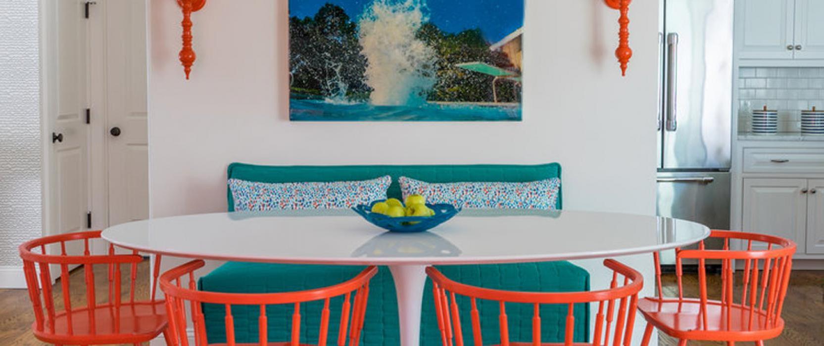 由玛莎葡萄园岛室内设计公司设计的彩色高端室内设计