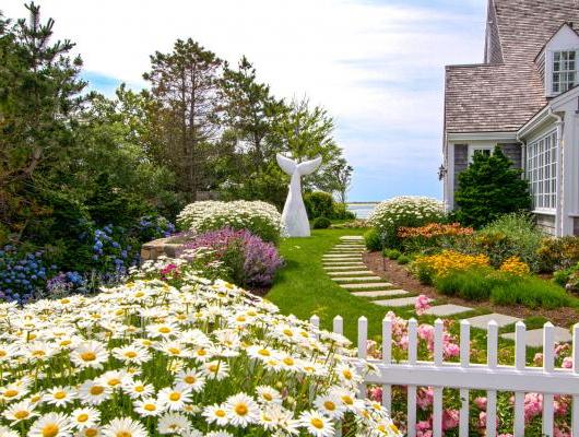 A coastal garden with a touch of whimsy by Schumacher Companies